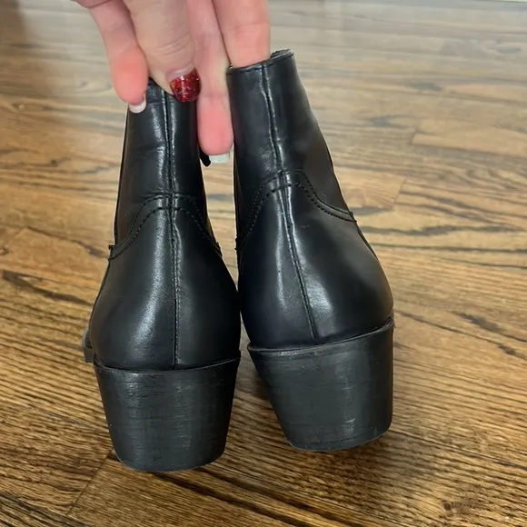 Vintage Foundry Co. Women's Arielle Bootie