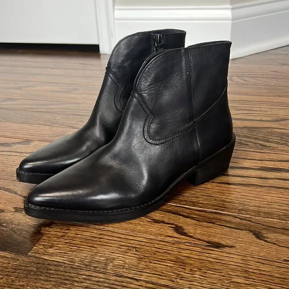 Vintage Foundry Co. Women's Arielle Bootie
