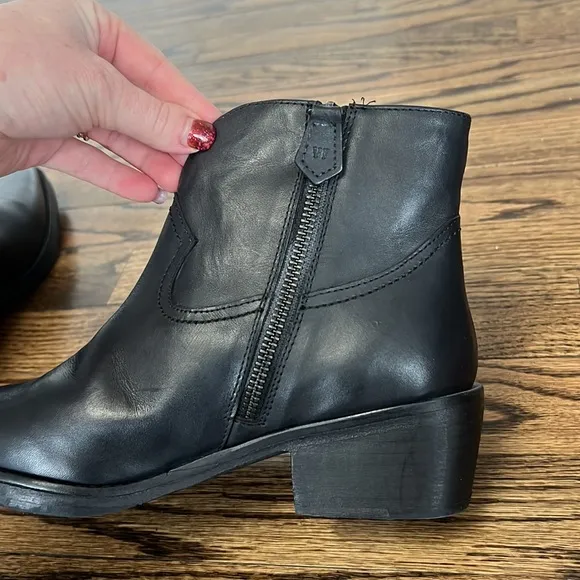 Vintage Foundry Co. Women's Arielle Bootie