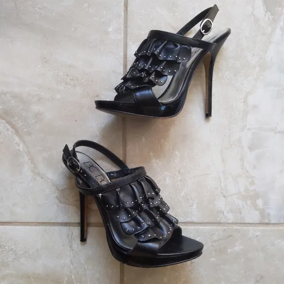 Vintage 🎉HP🎉 BCBG Paris Leather Studded Ruffle Front High Heel Sandals 6M