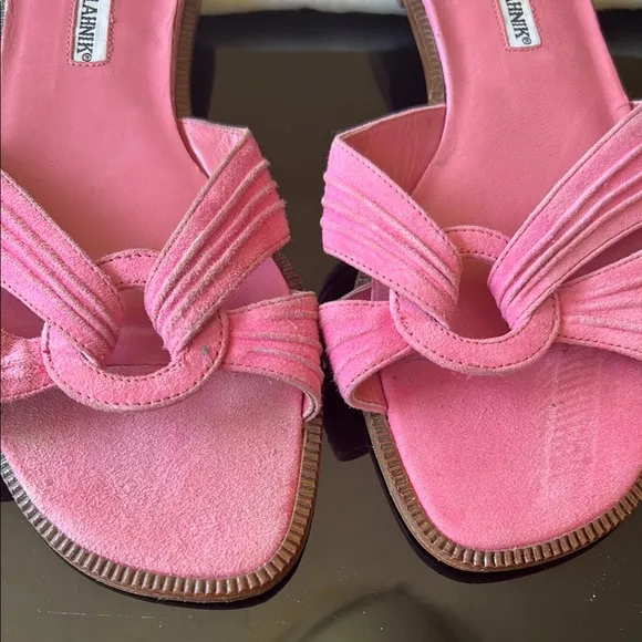 Vintage Manolo Blahnik Pink Women's Slide   Sandals Suede made Italy 37-1/2