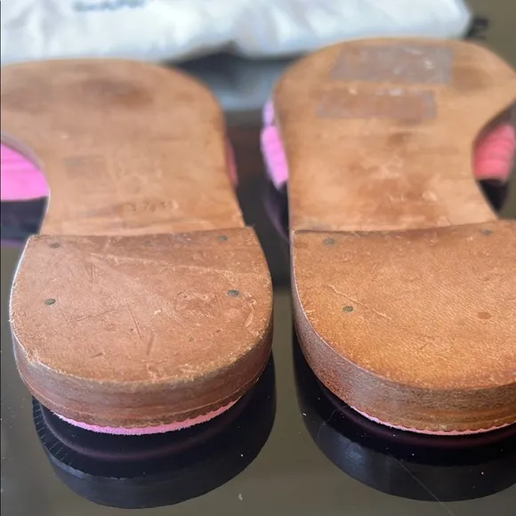 Vintage Manolo Blahnik Pink Women's Slide   Sandals Suede made Italy 37-1/2