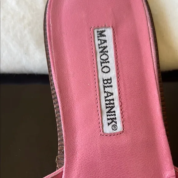 Vintage Manolo Blahnik Pink Women's Slide   Sandals Suede made Italy 37-1/2