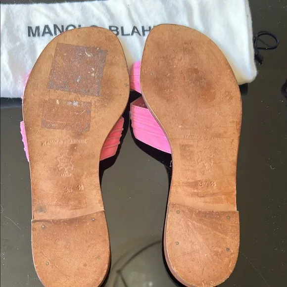 Vintage Manolo Blahnik Pink Women's Slide   Sandals Suede made Italy 37-1/2