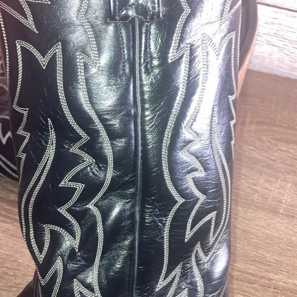 Vintage Men's Justin Black Cowboy Boots Size 9 1/2D  Pointed Toe Cowboy