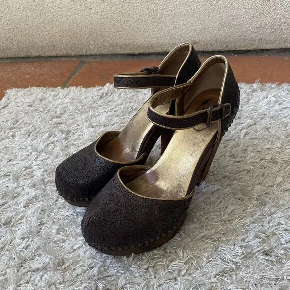 Vintage Prada Heels Brown Wooden Sandals Embroidered Studded Leather Size 39.5