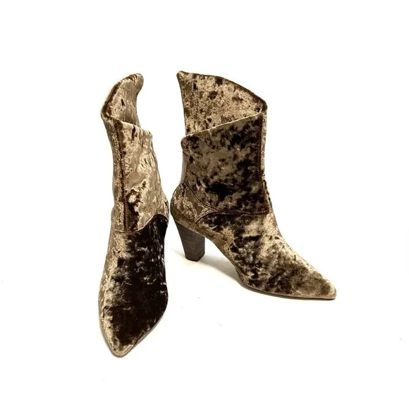 Vintage Y2K deadstock brown crushed velvet asymmetrical ankle boots NWOT