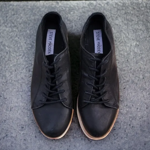 VINTAGE Y2K Steve Madden Kimber Black Leather Platforms 6 Loafers Goth Punk