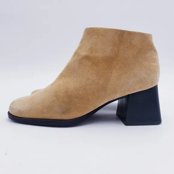 Vintage 90s y2k Bratz Camel Tan Suede Chunky Heel Ankle Boots Booties 6.5