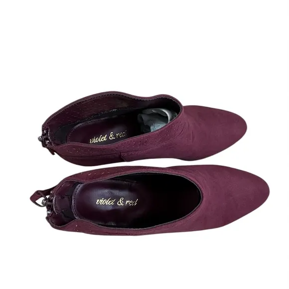 Violet &amp; Red Burgundy Ankle Boots with Pointed Toe and Cut-Out Design. Size 8