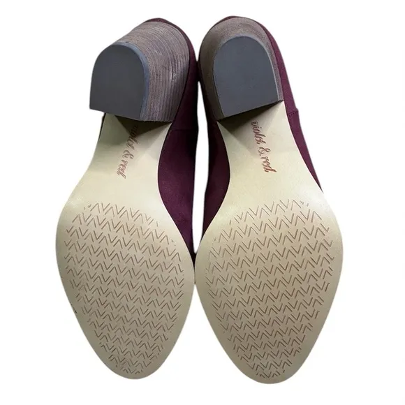 Violet &amp; Red Burgundy Ankle Boots with Pointed Toe and Cut-Out Design. Size 8