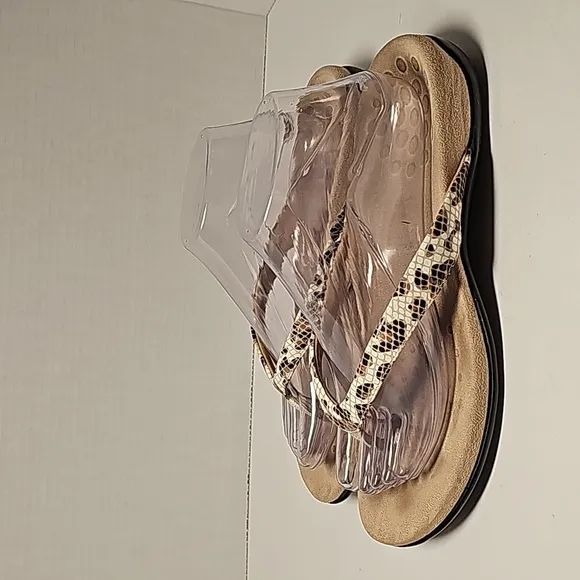 Vionic Dillon Sandals Flip-flops Thongs White Leopard Animal Print Orthotic 10