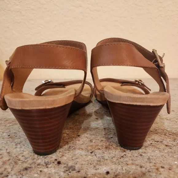 Vionic Laurie Brown Wedge Leather Sandals, Sz 7