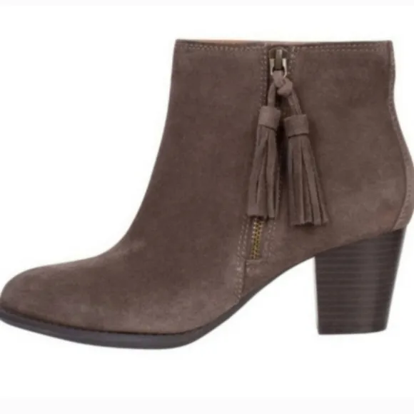 Vionic Madeline Boots Gray Greige Suede Leather Waterproof Fringed Almond Toe