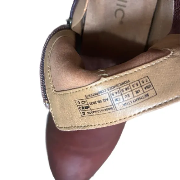 Vionic Bethany Beaver ankle boots