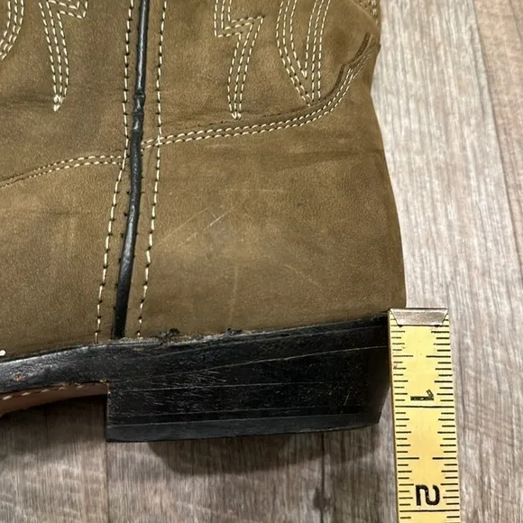 Vittorio Ricci olive green/brown embroidered pointed toe western cowboy boots