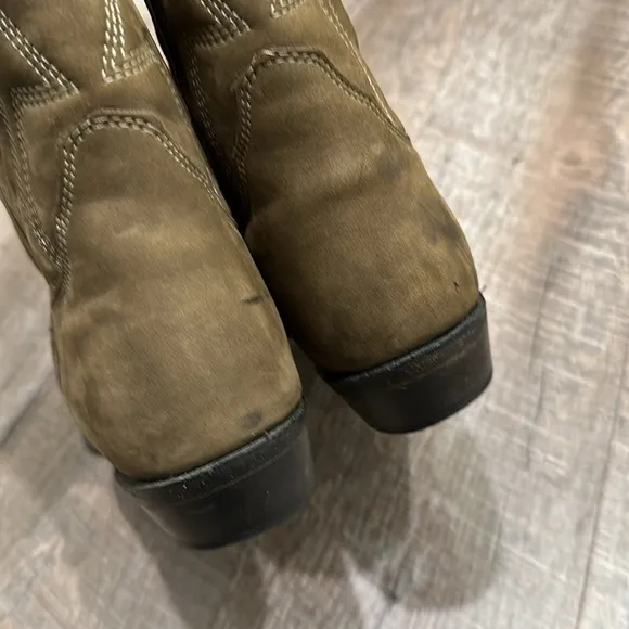 Vittorio Ricci olive green/brown embroidered pointed toe western cowboy boots