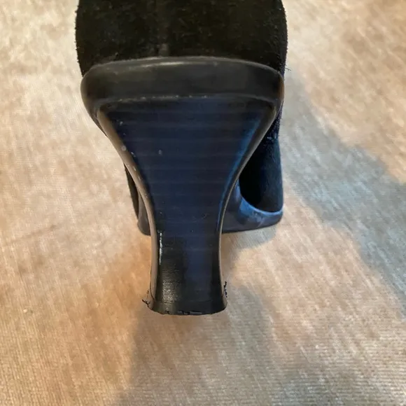 Waterproof La Canadienne fleece lined black suede boots