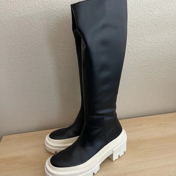 Women's Black Arlene Boots Chunky Lug Sole Size EU 38/US7.5