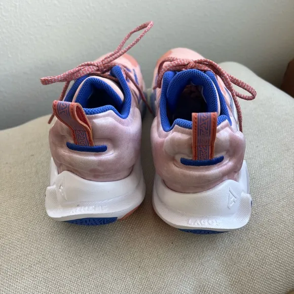 Womens NEW Nike Gianni Immortality Basketball Sneakers Size 10