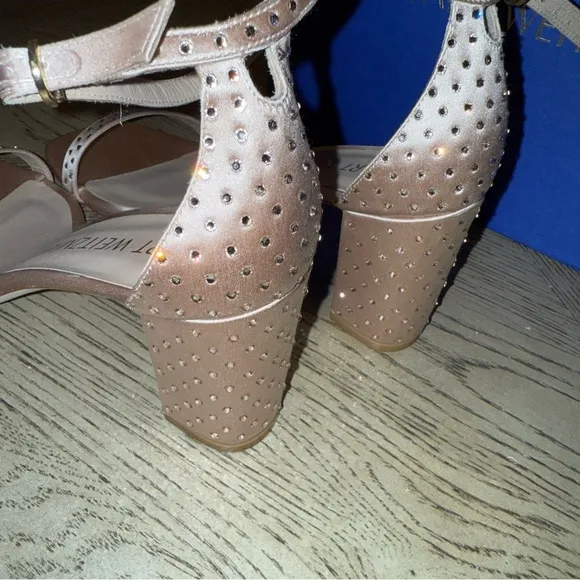 Women’s Stuart Weitzman Nearlynude Satin Studded Sandals In Adobe Size 10.5B