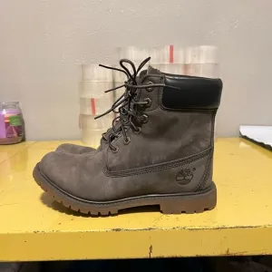 Women’s Timberland Boots Sz 9