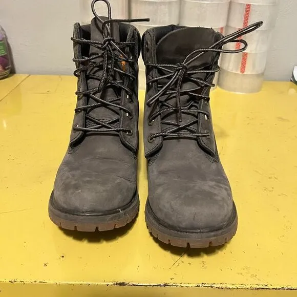 Women’s Timberland Boots Sz 9