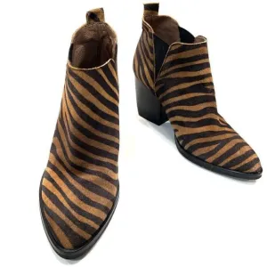 WONDERS Zebra Booties