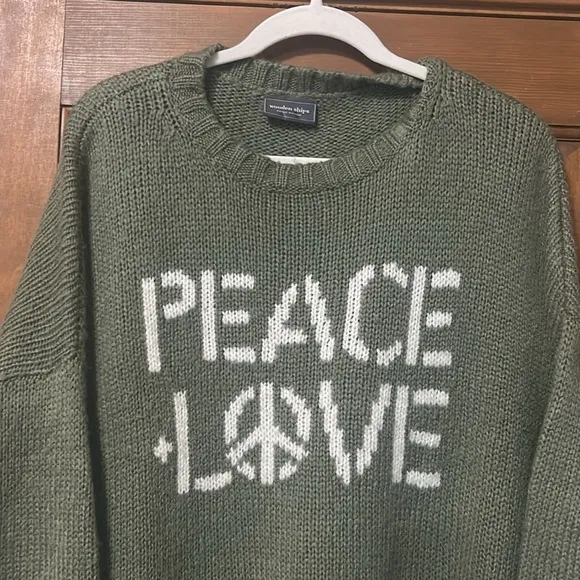 Wooden Ships PEACE LOVE CREW M/L