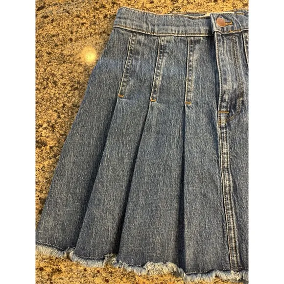 Y2K Preppy Triarchy Ms Coco Pleated Denim Mini Skirt Sz 28 **RARE
