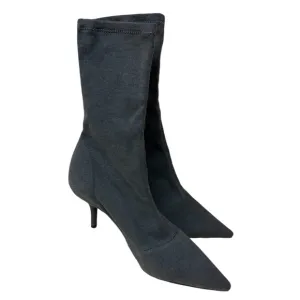 Yeezy Canvas Sock Boots stiletto heel and a pointed toe dark gray Size 38 size 8