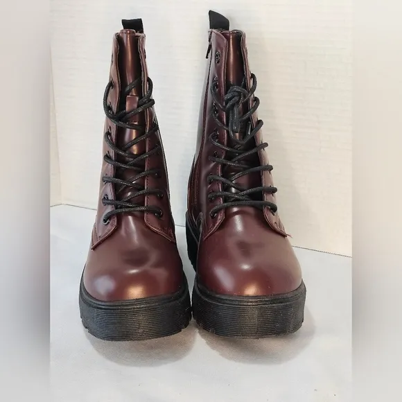 YOKI Oxblood Chunky Vegan Leather Combat Boots 9 maroon lace up platform