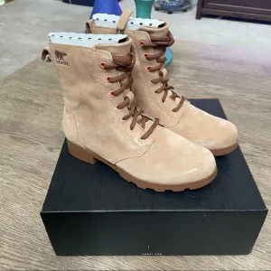 Youth girls sorel emelie lace boots. Waterproof. New