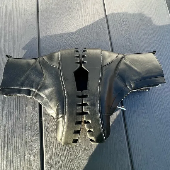 Zara Ankle Lug Sole Chunky Platform Front Zip Boots sz 38
