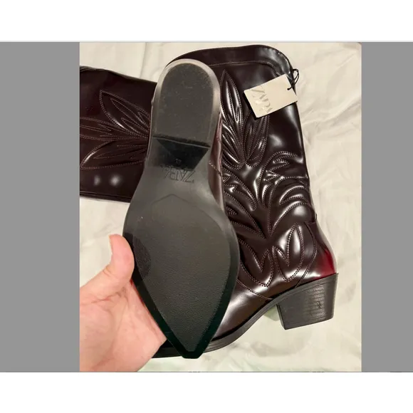 Zara Embroidered Cowboy Boots Size 40 EU / 9 US New Burgundy