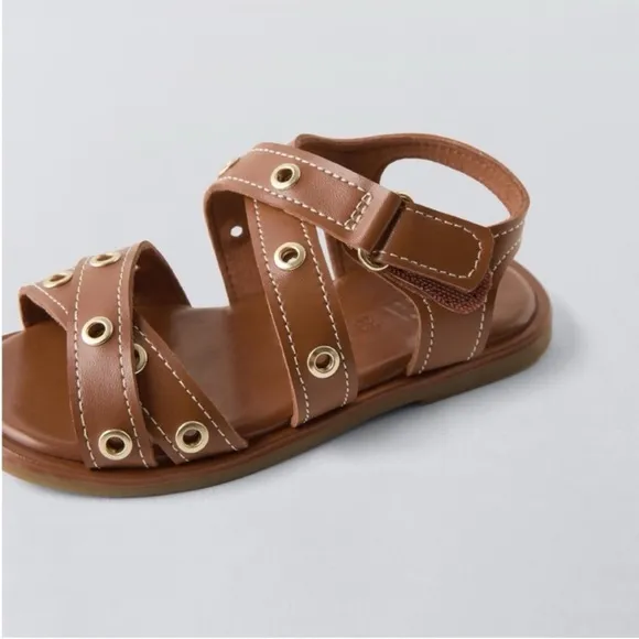 Zara Kids, Brown, STUDDED SANDALS, 6½ (5.3 inches)