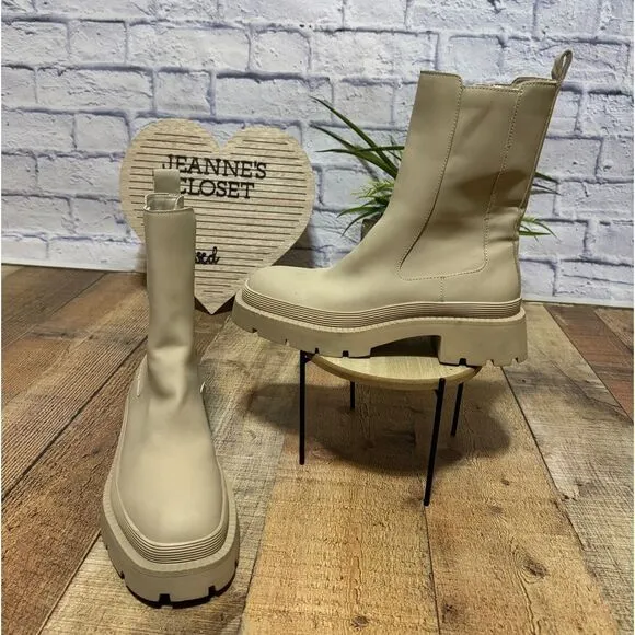 Zara Lug soles beige Boots size 38