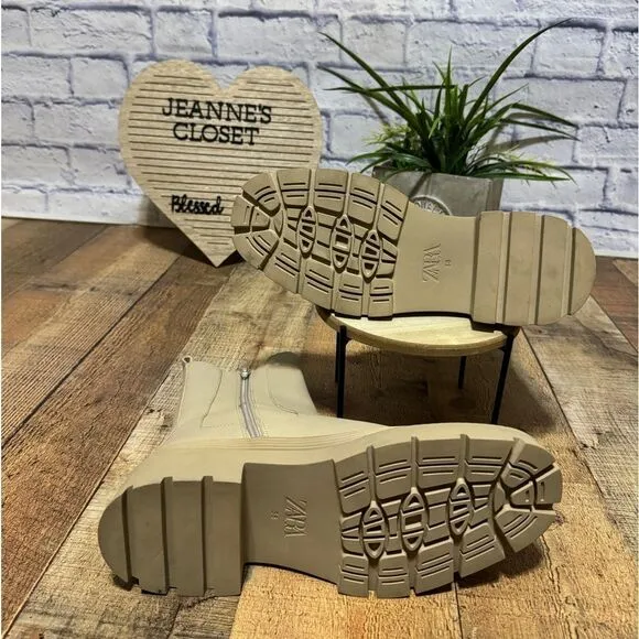 Zara Lug soles beige Boots size 38