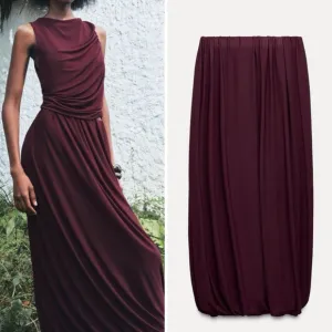 Zara NWT Burgundy elastic waistband balloon midi skirt, stretchy material