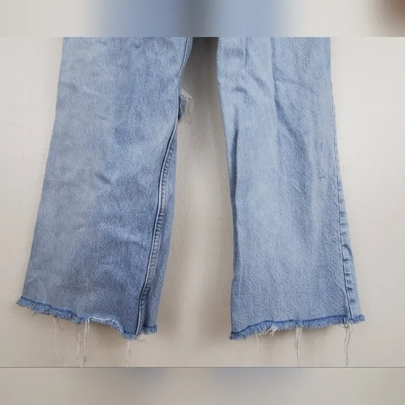 Zara Women's Light Wash Ripped Baggy Jeans High-Waisted Wide Leg Size 2